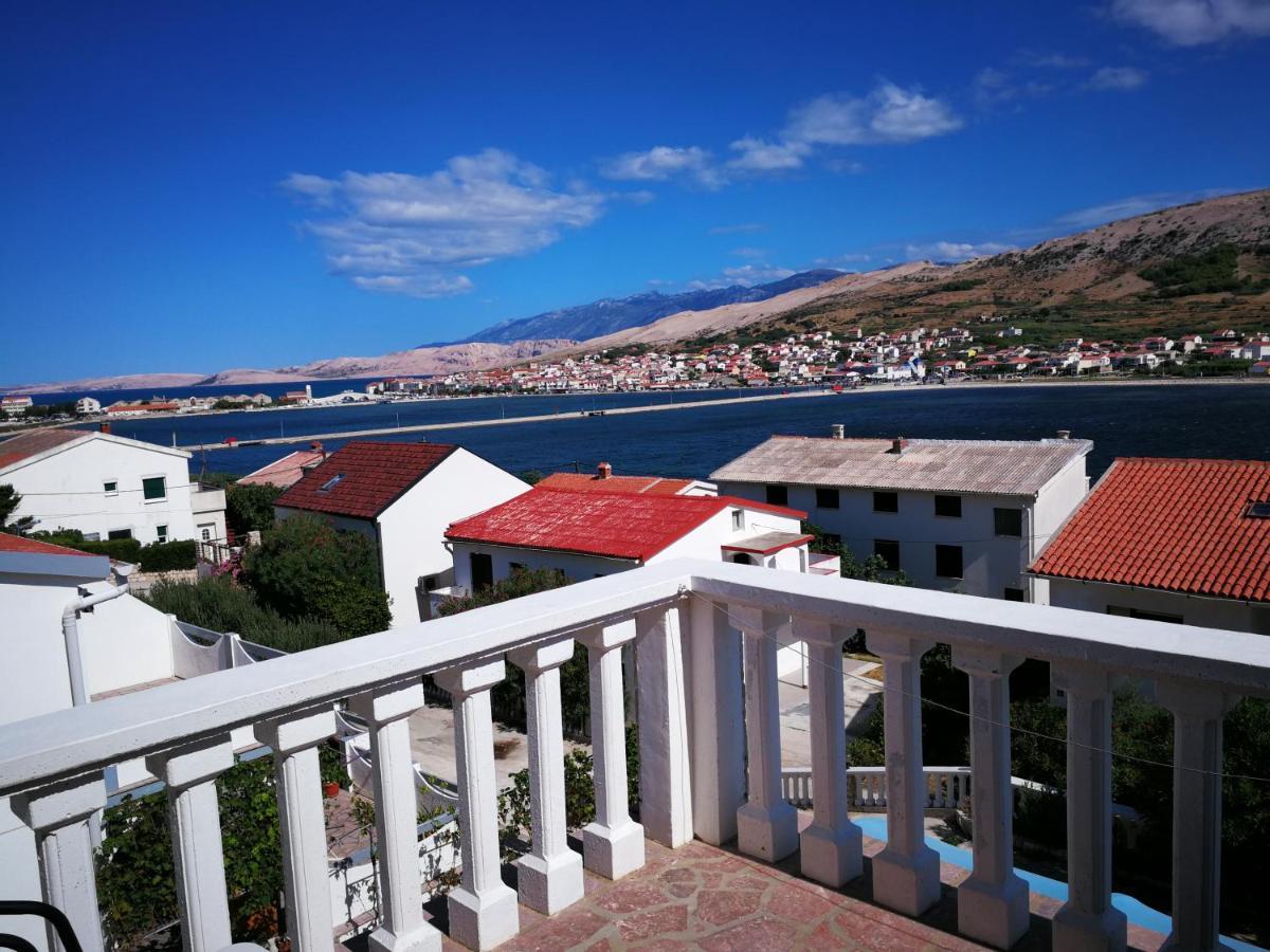 Vozab * Pag Town