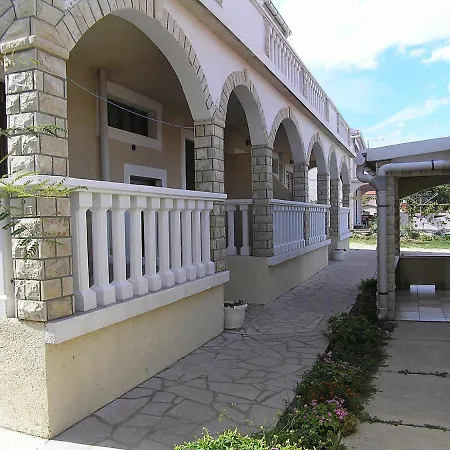 Apartments Vozab Pag Town Exterior photo